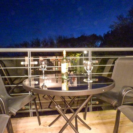 Tyack Apartment ชาร์ลสทาวน์ ภายนอก รูปภาพ