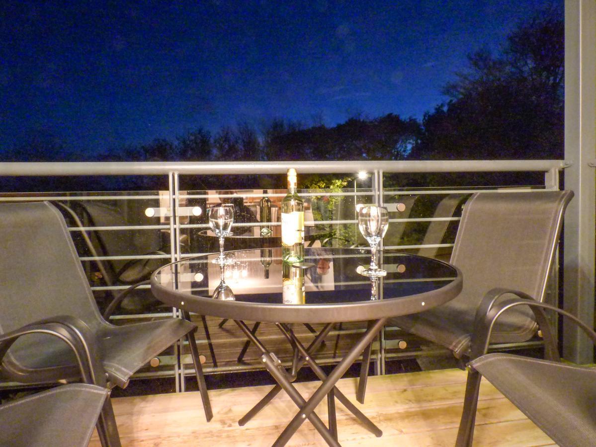 Tyack Apartment ชาร์ลสทาวน์ ภายนอก รูปภาพ